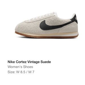 Nike Suede Cortez Sneakers size W 8.5/ M 7